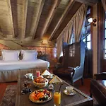 Szálloda Le Saint Joseph 5*