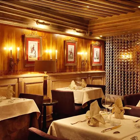 Szálloda Le Saint Joseph Courchevel