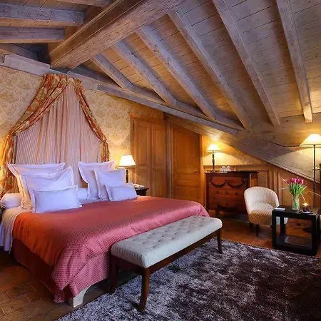 Le Saint Joseph Hotel