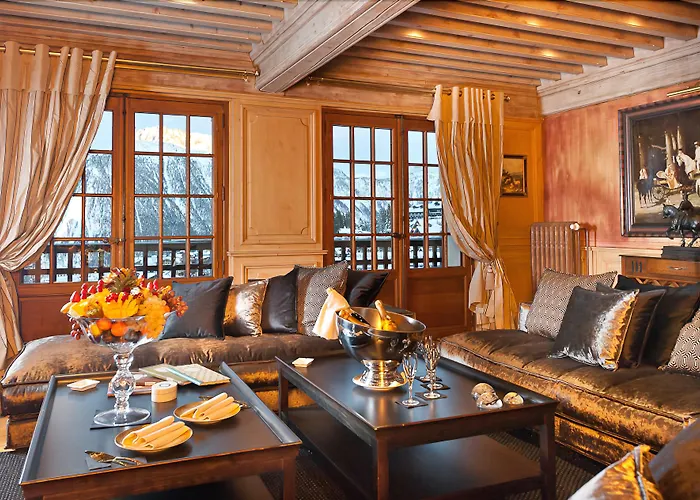 Le Saint Joseph Hotel
