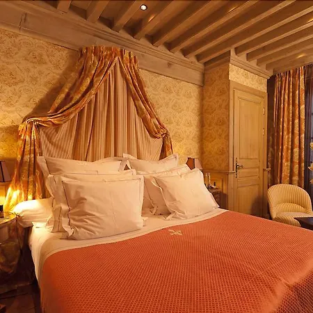 Le Saint Joseph Hotel